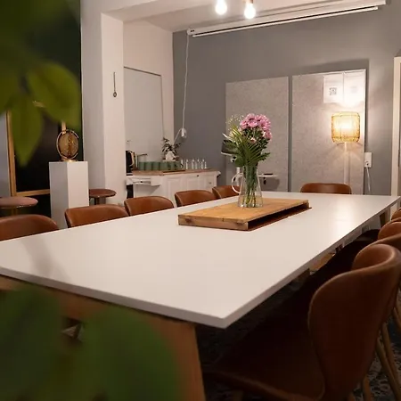 Atelier Leonhardszimmer - Tolle Location In Stuttgarter Innenstadt *