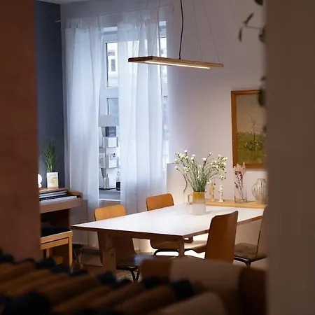 Atelier Leonhardszimmer - Tolle Location In Stuttgarter Innenstadt * 슈투트가르트